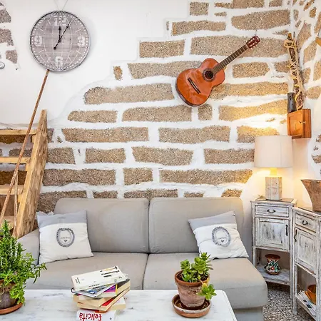 Tipica Casa A Apartment San Pantaleo